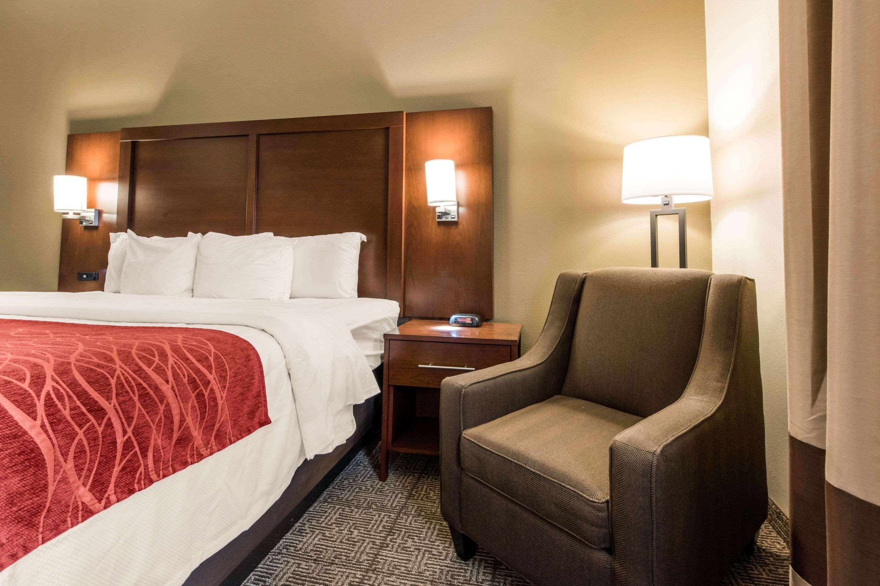 Comfort Inn & Suites Streetsboro - Kent Extérieur photo