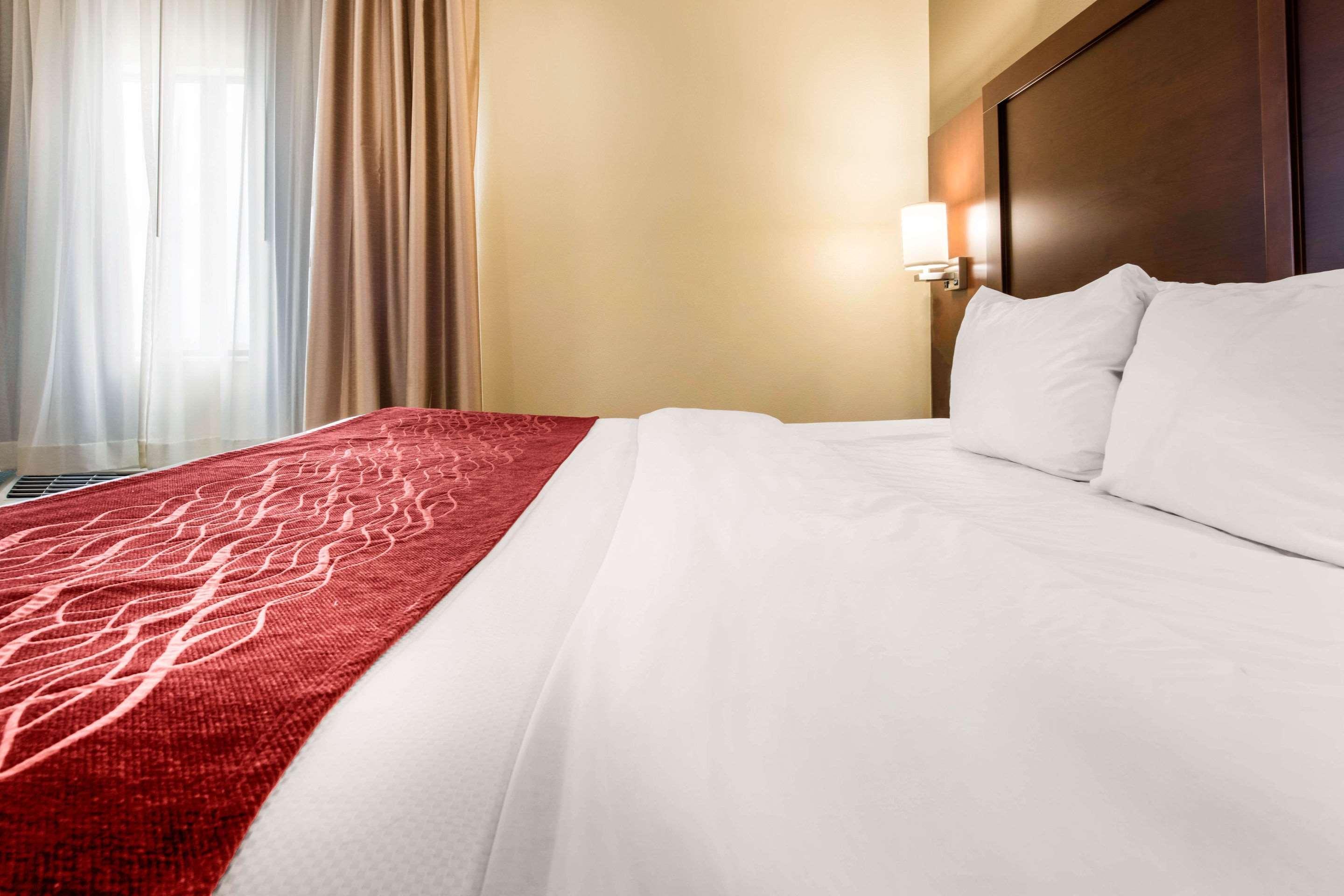 Comfort Inn & Suites Streetsboro - Kent Extérieur photo