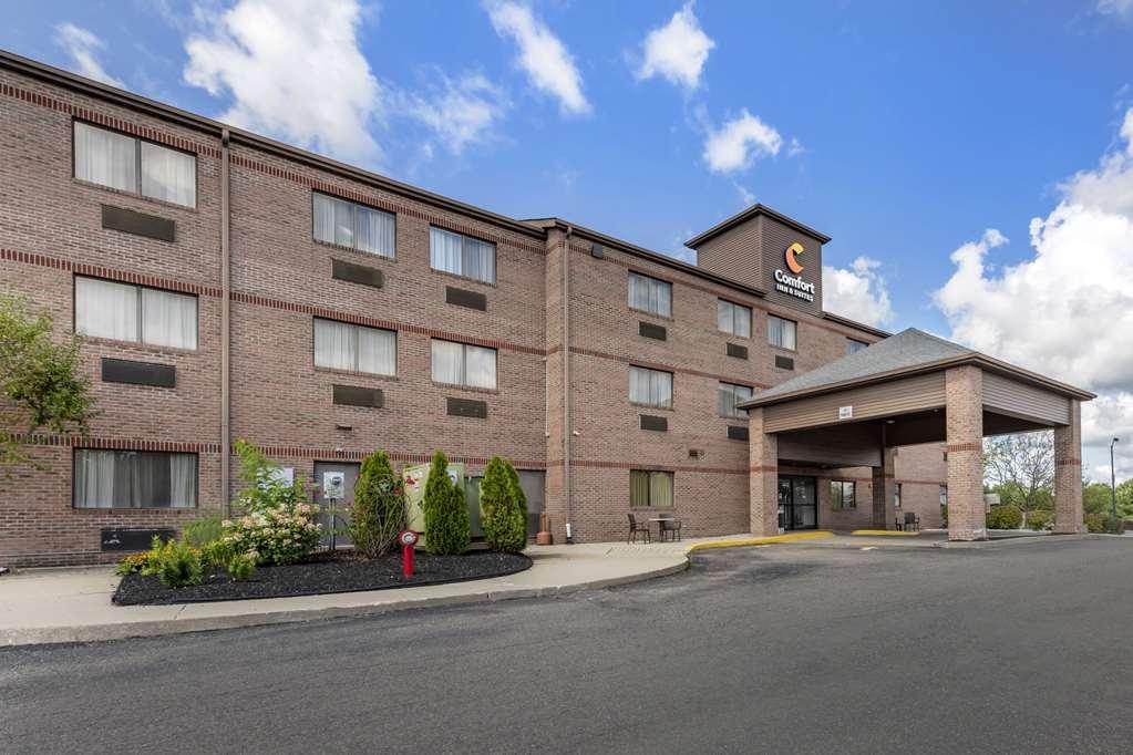 Comfort Inn & Suites Streetsboro - Kent Extérieur photo